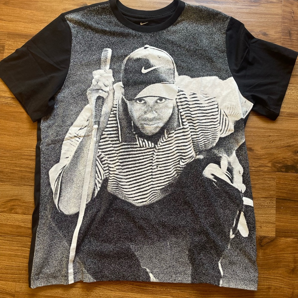 Nike tiger wood golf shirt